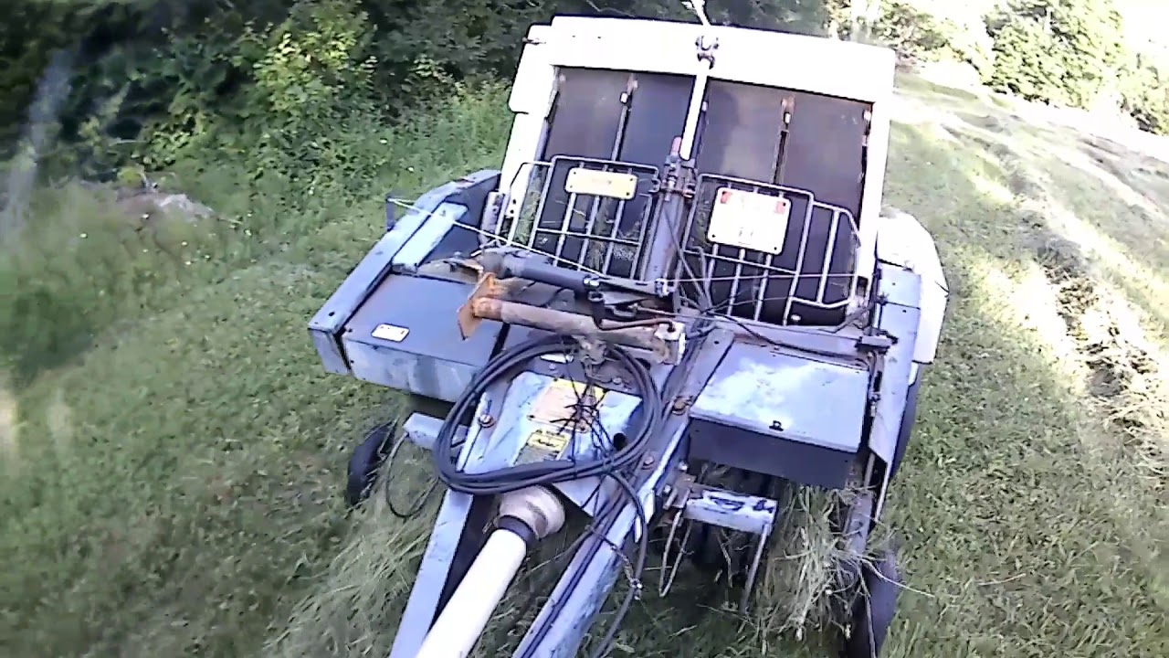 Round baling with new idea 483