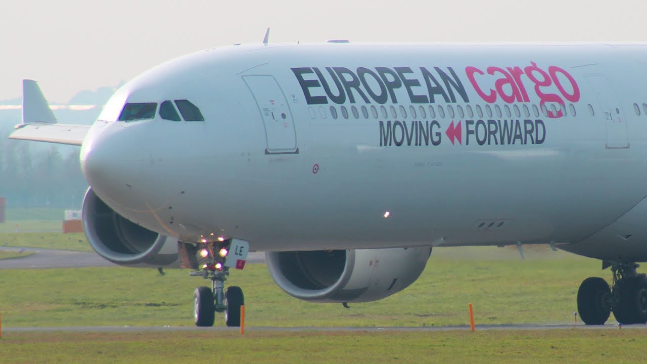 Afternoon rush with 2 European cargo A340-642’s landings and Ryanair 737-8AS with ATC COMS