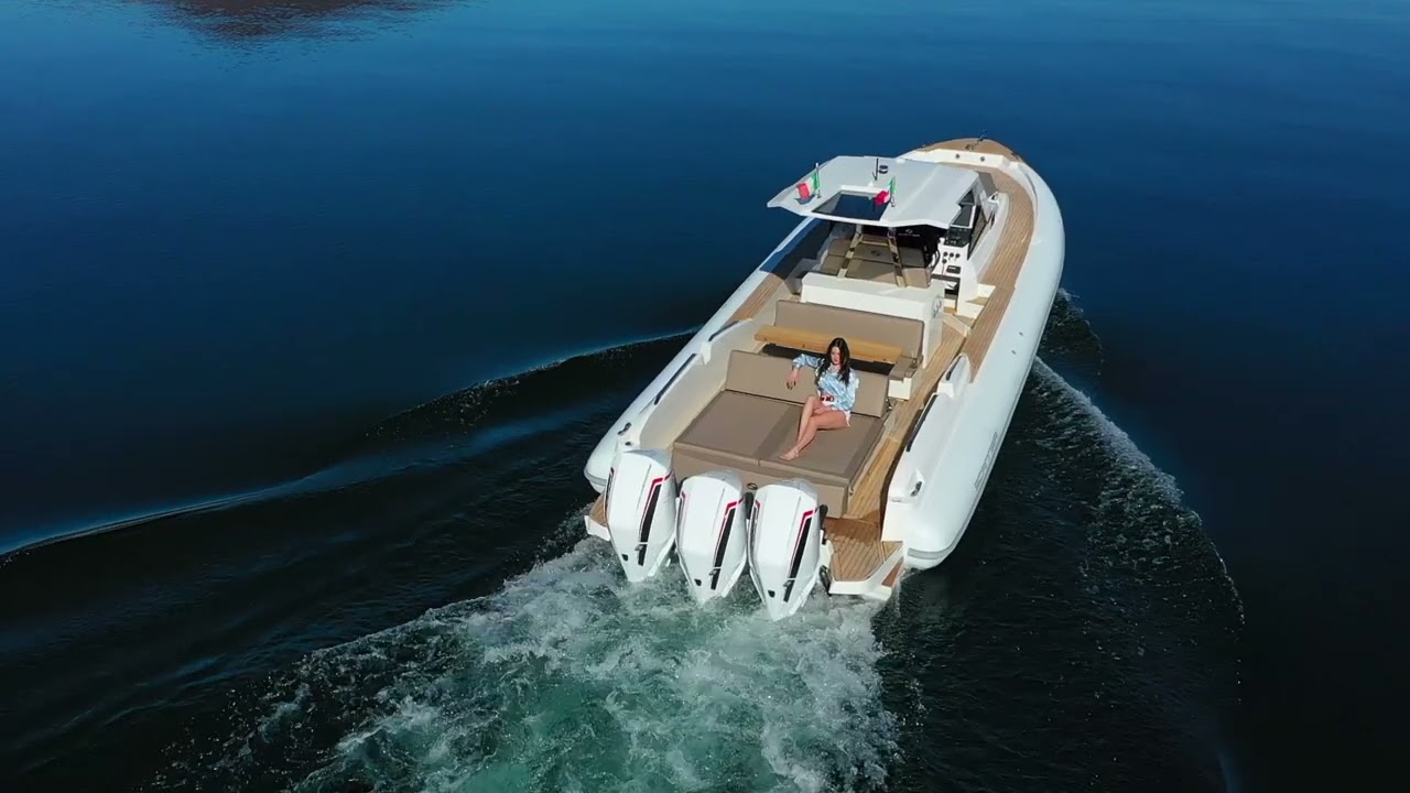 La prova in mare dello Scanner Envy 1200 HT Outboard