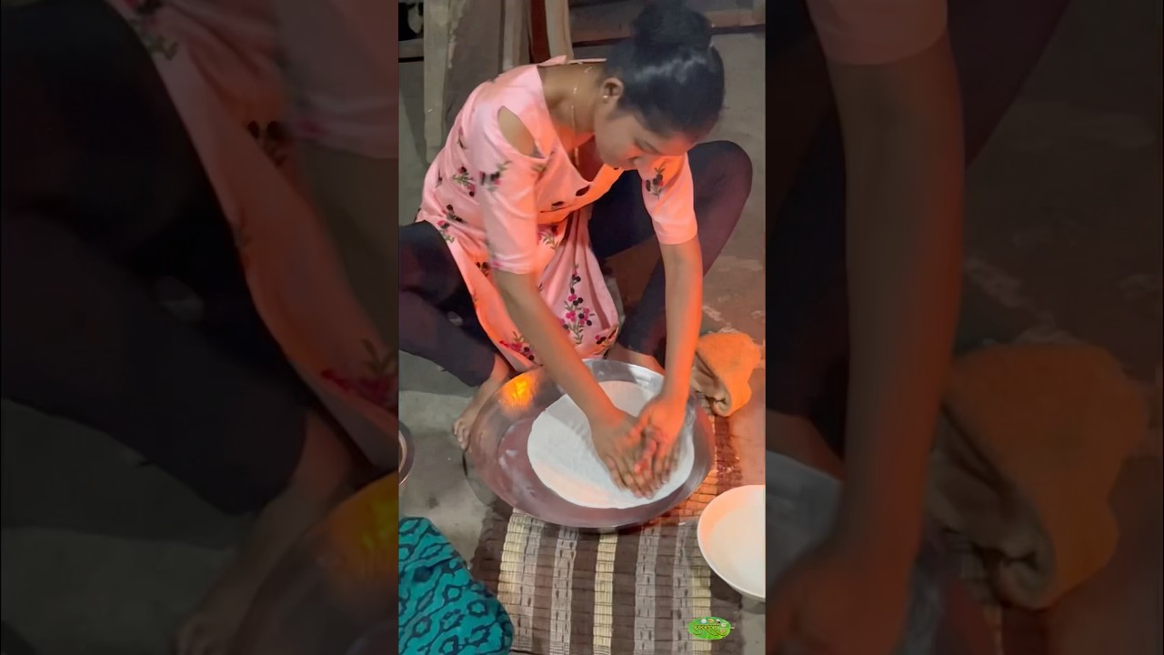 Kolistyle Tandalachi Bhakri&hellip;🫓🫓.  #bhakri #kolifood #koligeet