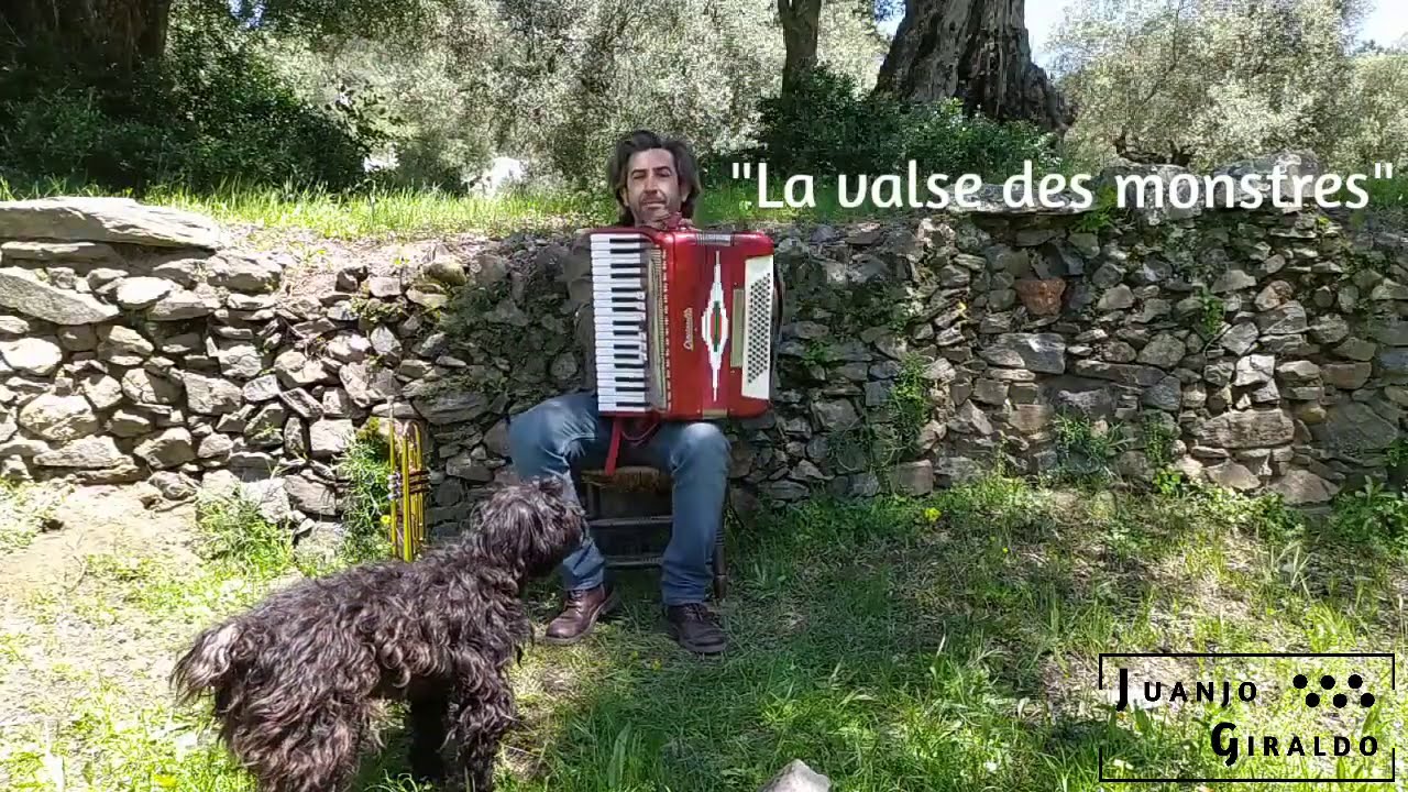 VALS DE MONSTRES - acordeon accordion