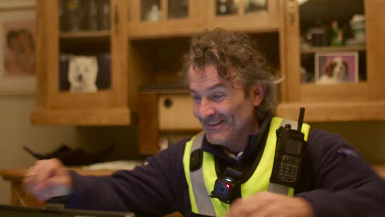 Legden deze bewoners stiekem een val voor de politie? | Helden van Hier: Op Interventie