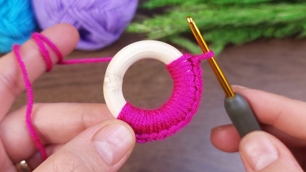 Wow! You will see it for the first time! You will be amazed by this crochet model, let's watch