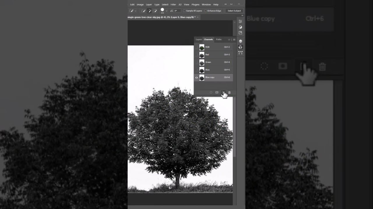 Как выделить сложные объекты, например &laquo;Дерево&raquo;, в Photoshop #шорты