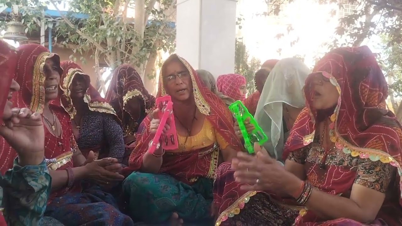 मीराबाई बाग लगा दयू दो यर चार गुमो  तो मर्जी आपकी