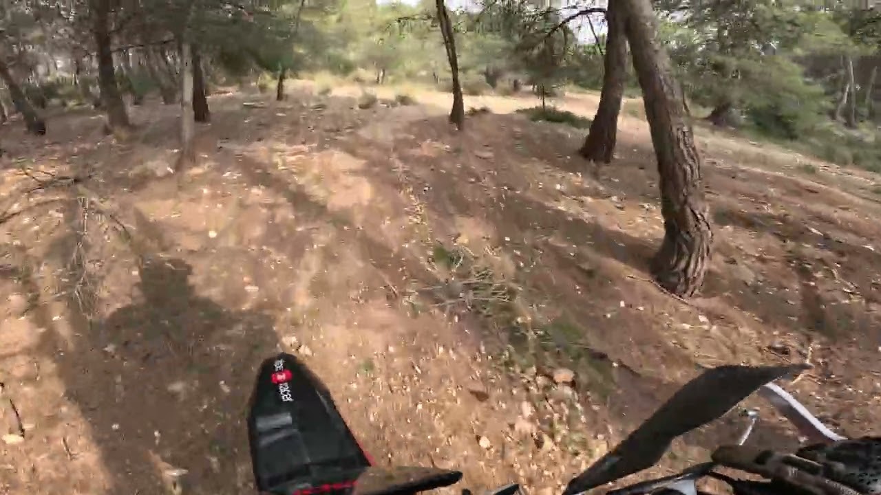 Rocky woods (Inbound) -- [Aprilia RX 125] [4K]