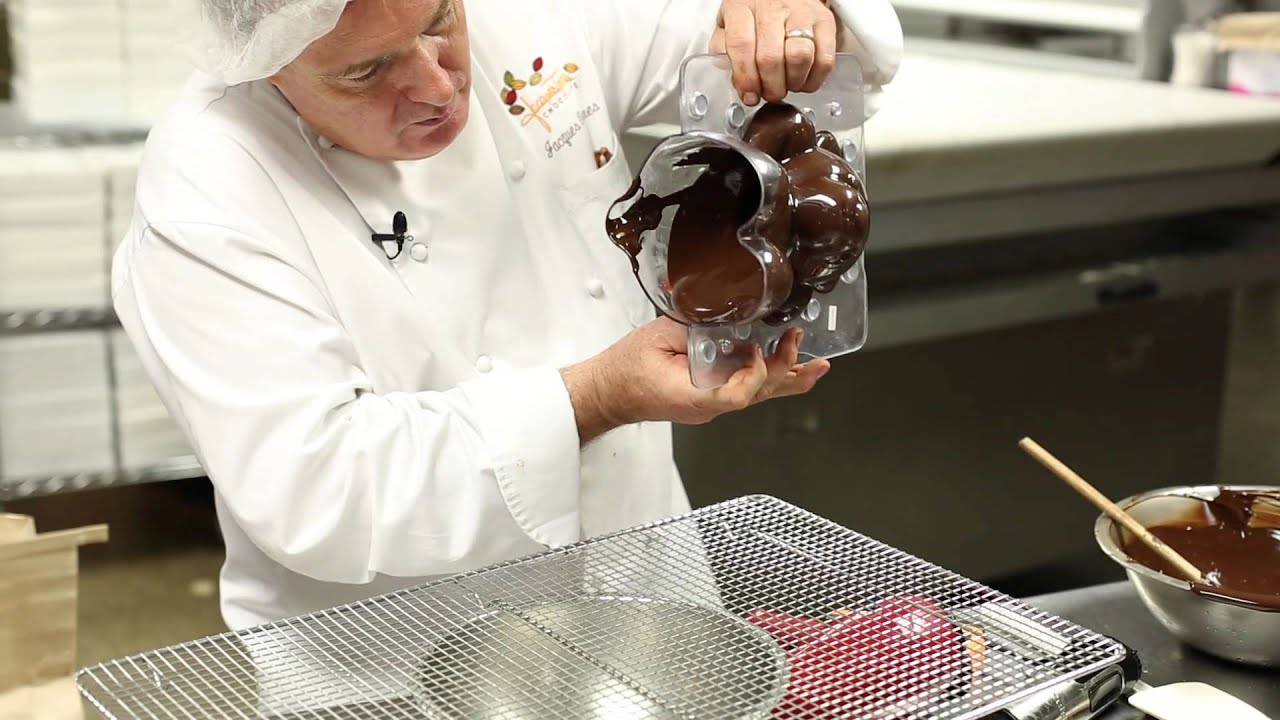 Jacques Torres Chocolate Discs Series (1 of 4): Making Chocolate Bears