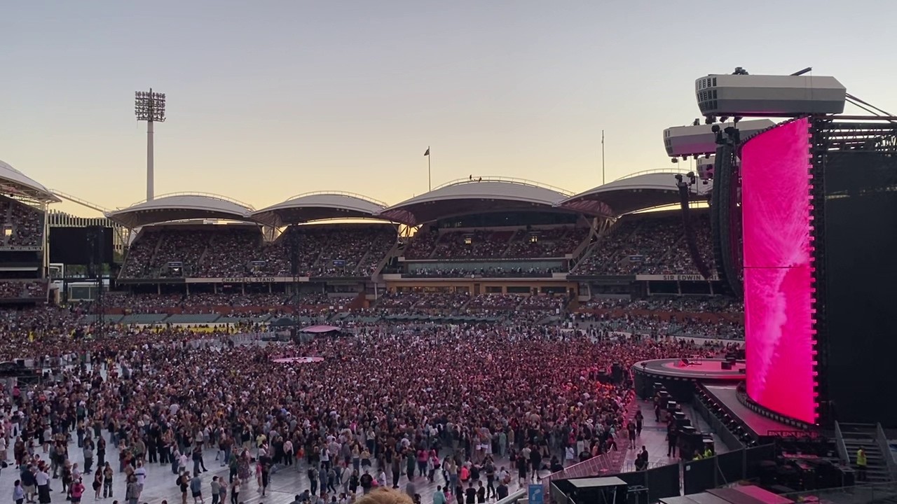 2026 Adelaide Oval ED Sheeran Concert The Loop Tour (Concert Begins At 16:37)