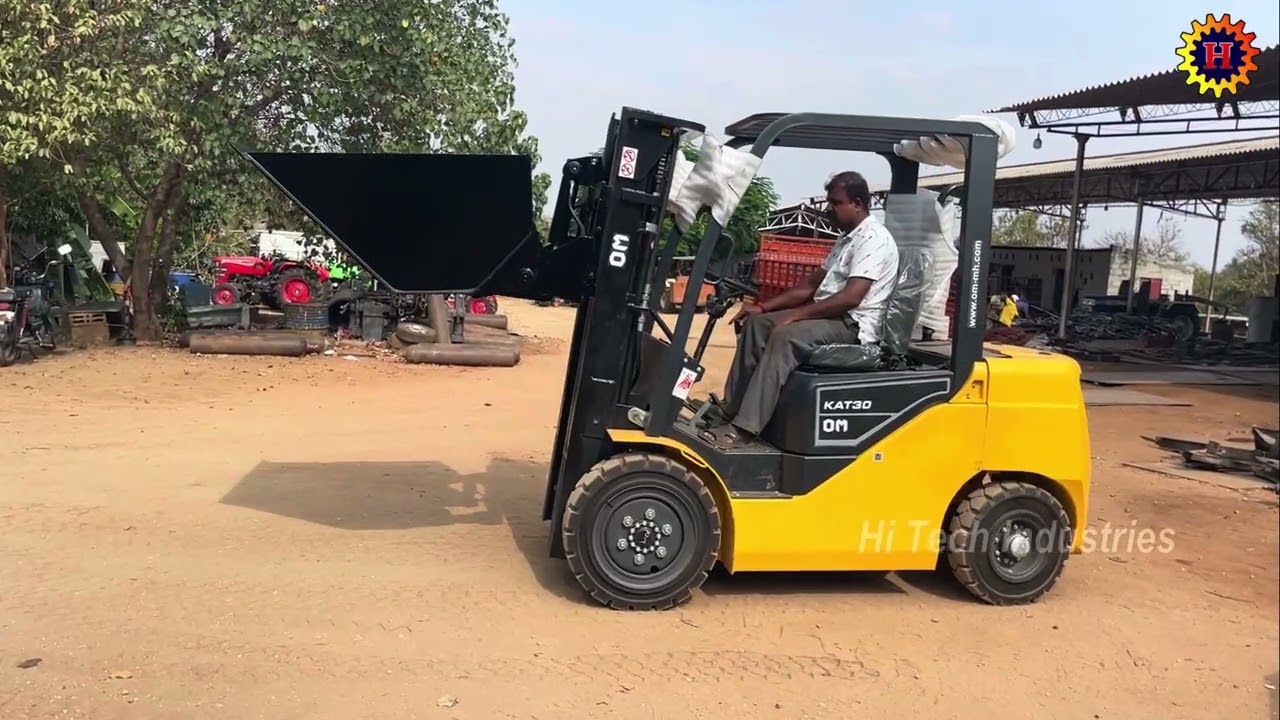 Forklift With Gravel Bucket Attachment