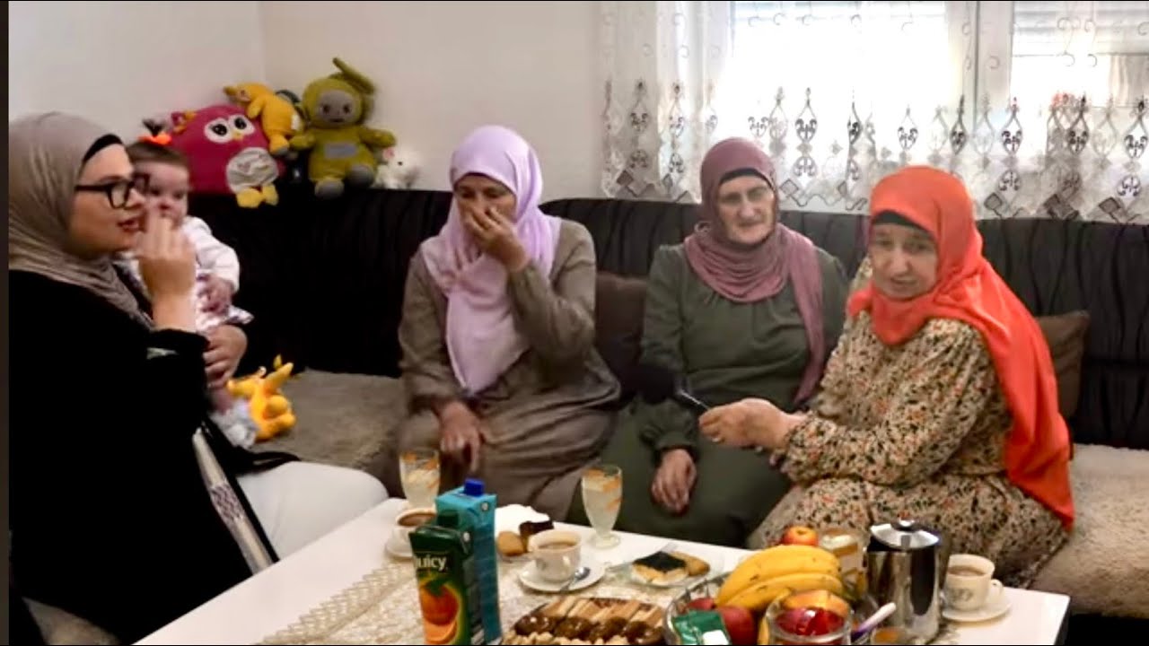 KAKO JE BILO SESTRAMA NA UMRI ? Spavale samo po dva sata svaki dan