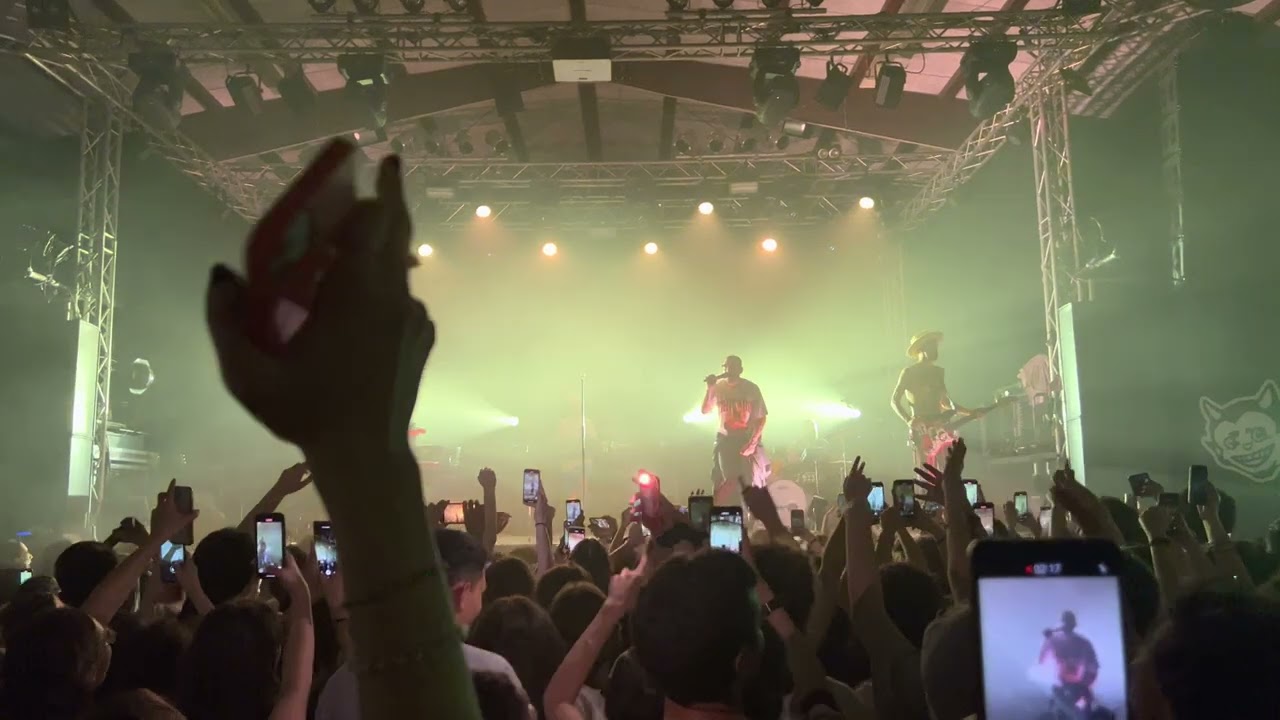 Coez - La musica non c’è (live) - Estragon, Bologna - 10/05/2022