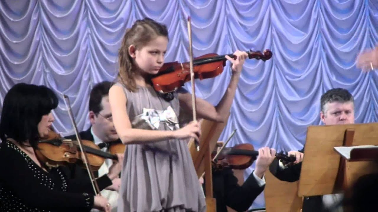 Jacques Aubert Tambourine