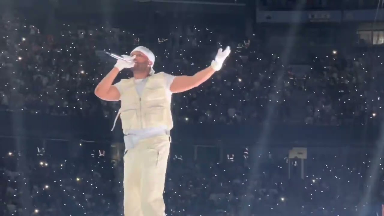 The Weeknd - Blinding Lights Live at Etihad Manchester
