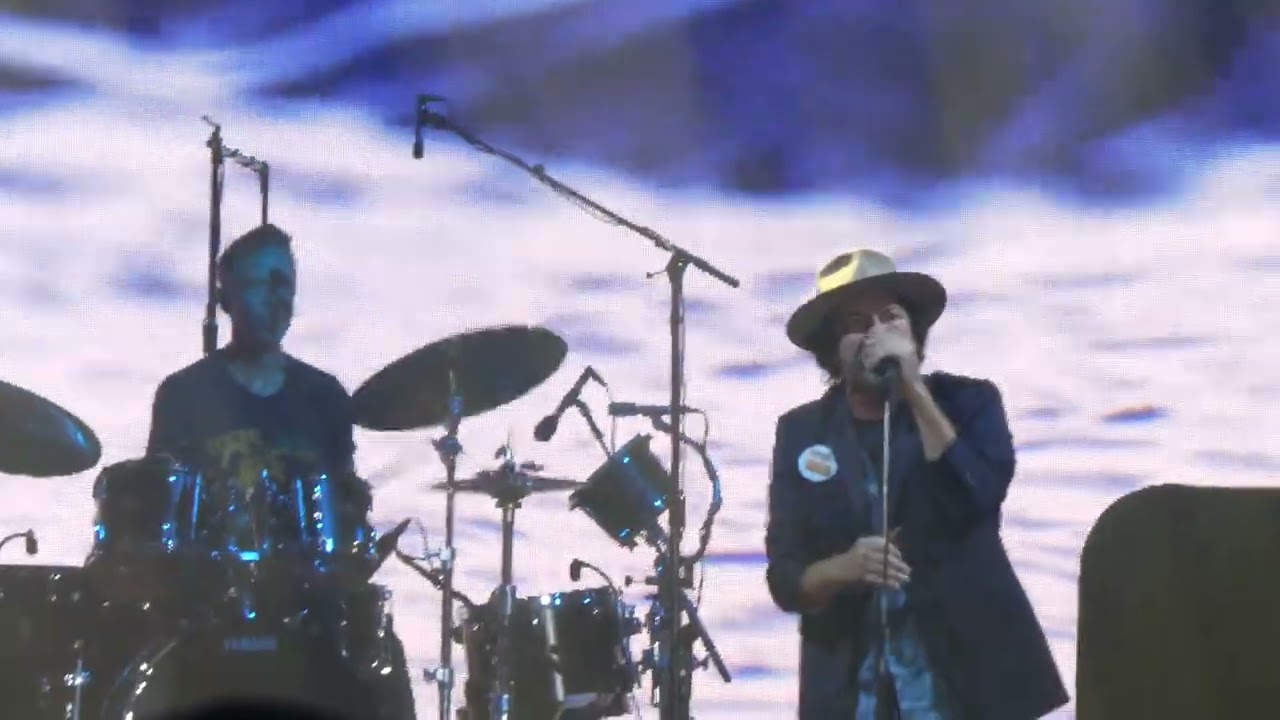 Pearl Jam - Amongst the Waves - Ohana (September 27, 2024)