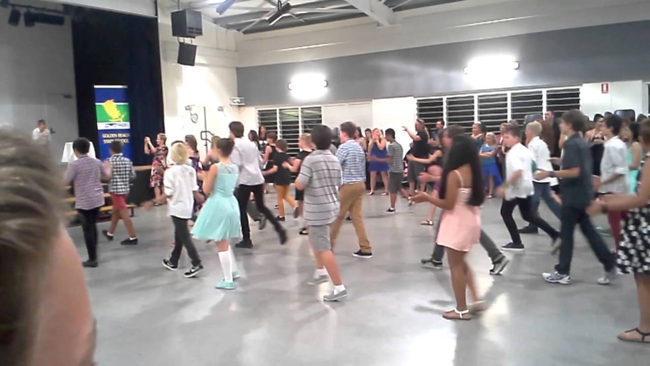 Golden Beach School FLASHMOB ACDC AND NUTBUSH