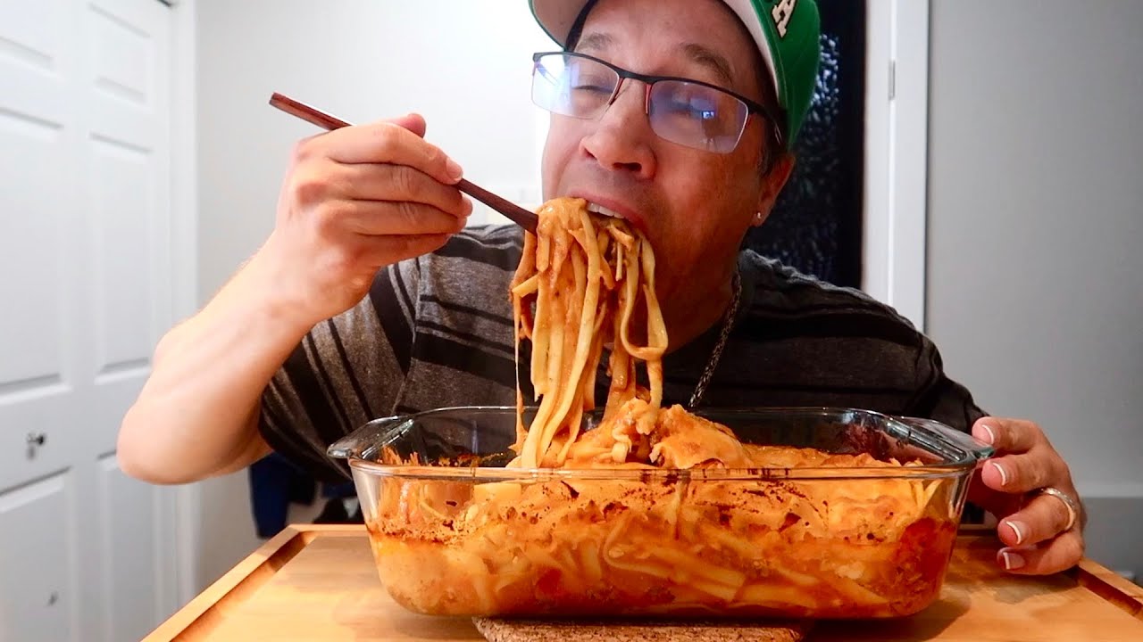 ASMR • Pasta • Mukbang • Feast • homemade sauce • Seanusca Food!