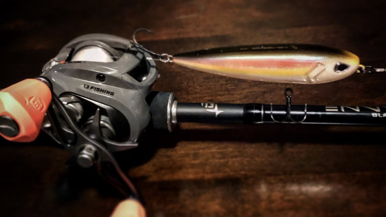 Topwater Fishing with the 13 Fishing Navigator! Catching a Giant Bass with a Big Worm!