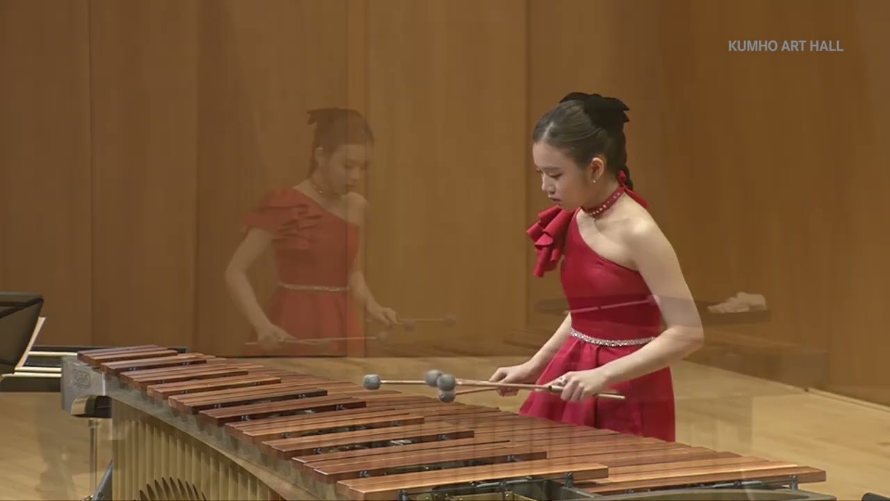 Etude in e minor for Solo Marimba; Casey Cangelosi; performing by Hyojin Choi(최효진)