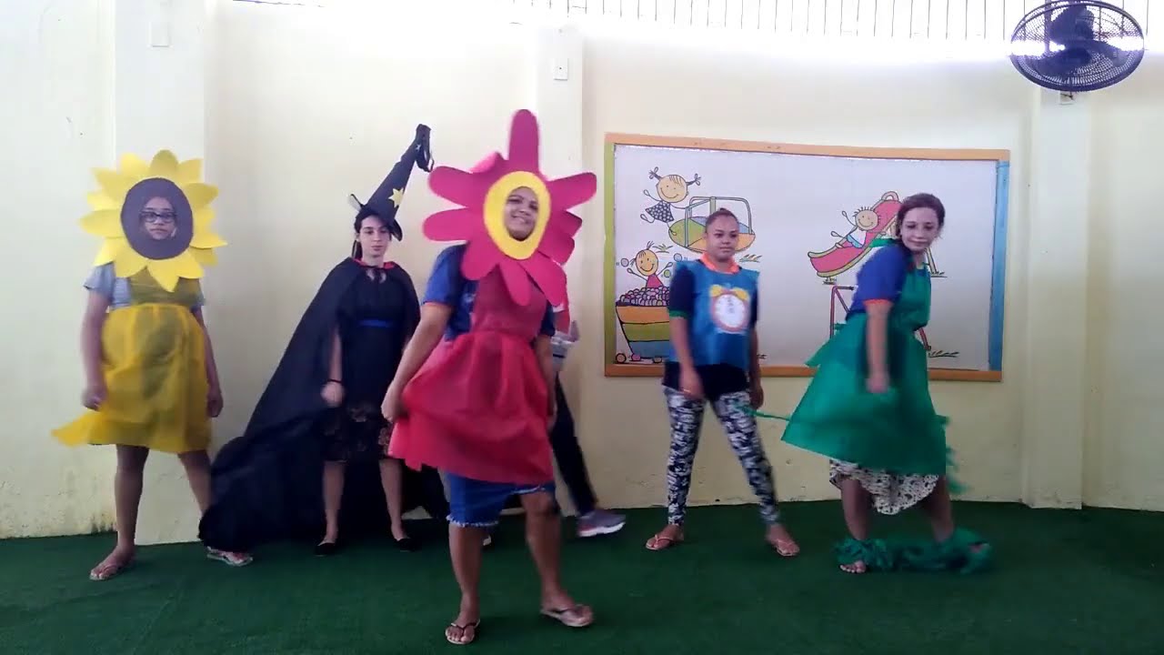 A linda rosa juvenil.