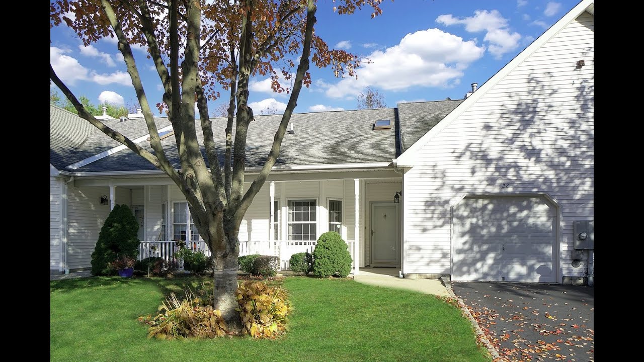 Long Island Real Estate For Sale - Video Tour of 22 Oyster Cove Lane, Blue Point, NY