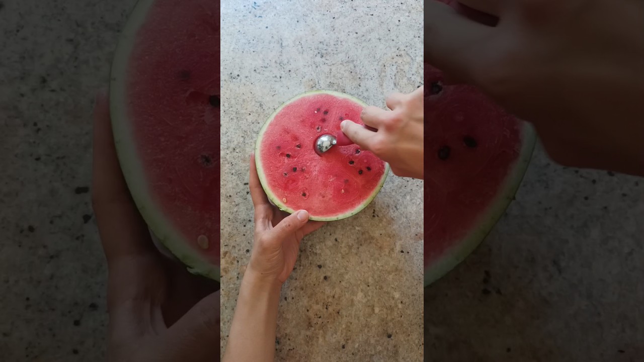 Gel&eacute;e de past&egrave;que 🍉😝 #past&egrave;que #watermelon #watermelonjello #gelatine #jelly #gel&eacute;e #jello #summer