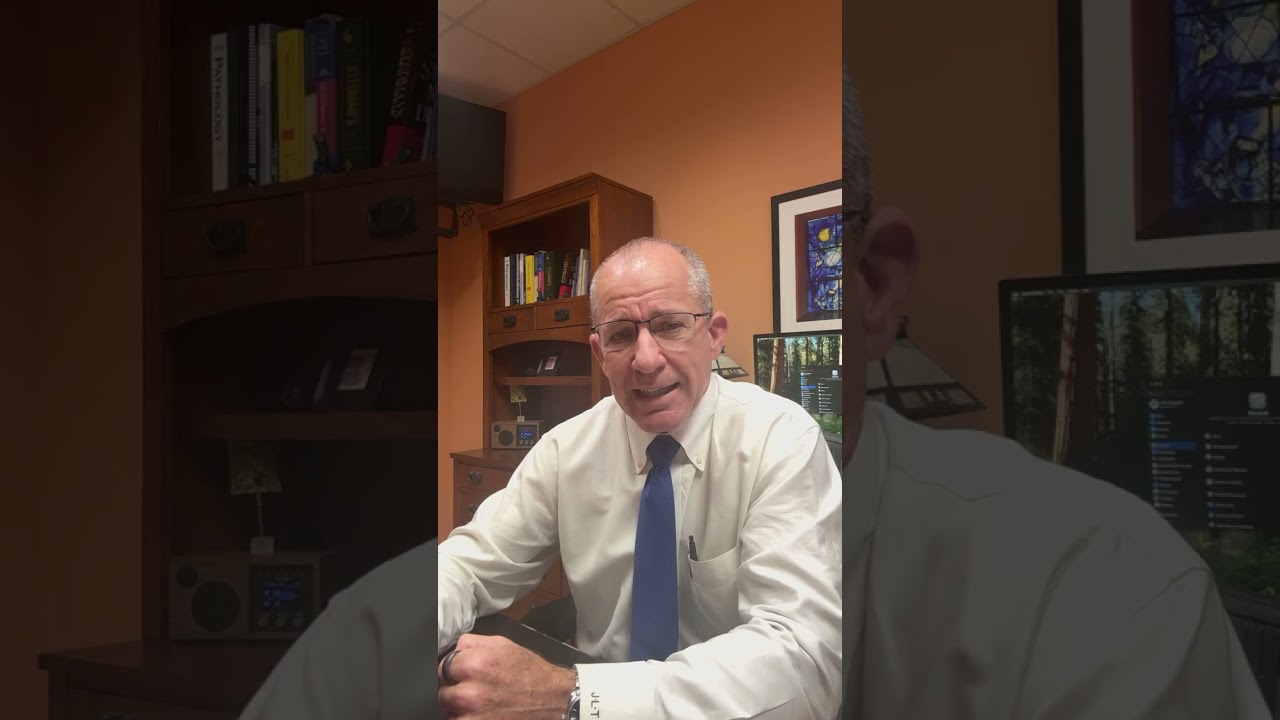 What Is the Difference Between a Jury Trial and a Bench Trial? What are the benefits or downsides?