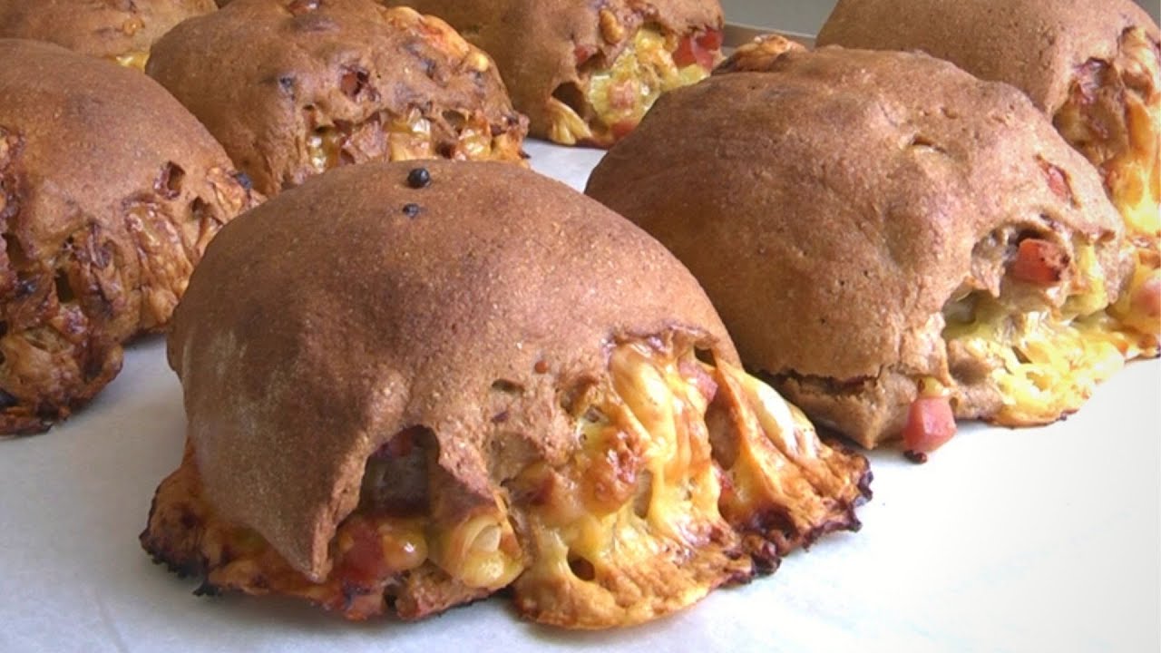 Leckere Rollbrote mit Käse- Schinkenfüllung