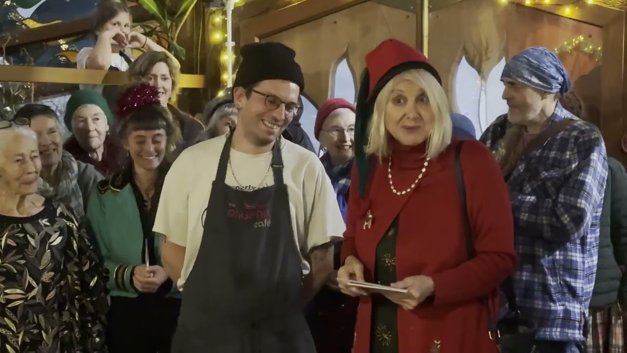 Phoenix Christmas Dinner 'short'