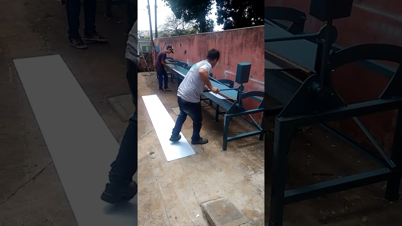 Dobradeira de calhas