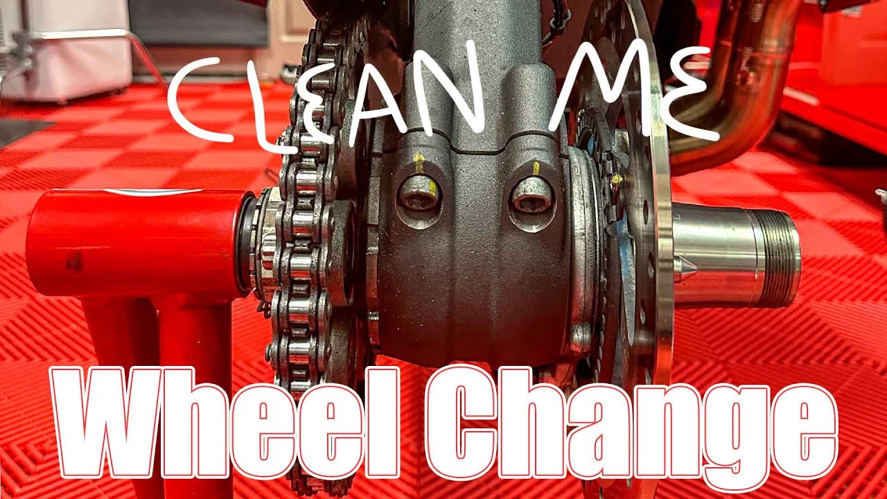 How to change the rear wheel on a Ducati Single Sided Swingarm [ Multistrada V4 Pikes Peak ]