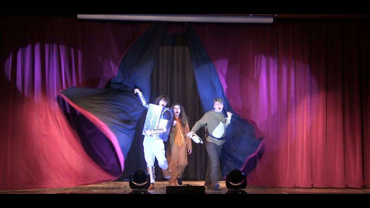Harvey Grammar School Panto 2022: The Wizard of Oz
