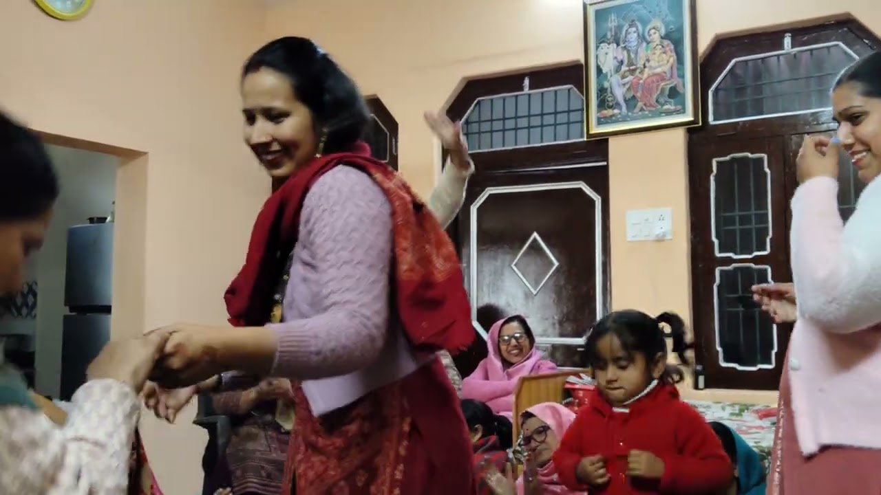 कृष्णा जी का बहुत सुंदर भजन सोनी और लाइक एंड सब्सक्राइब करें।