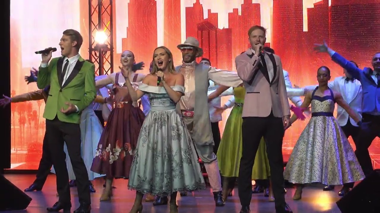 Showtime 03: Fun Theater Show on Valentine's Night