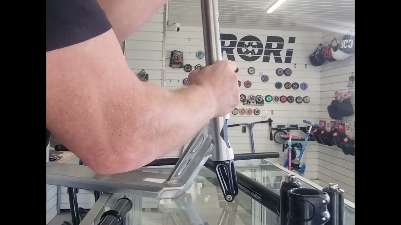 Wht is the difference between HIC / SCS, IHC - HIC and IHC scooter bar fork Compression. Raw