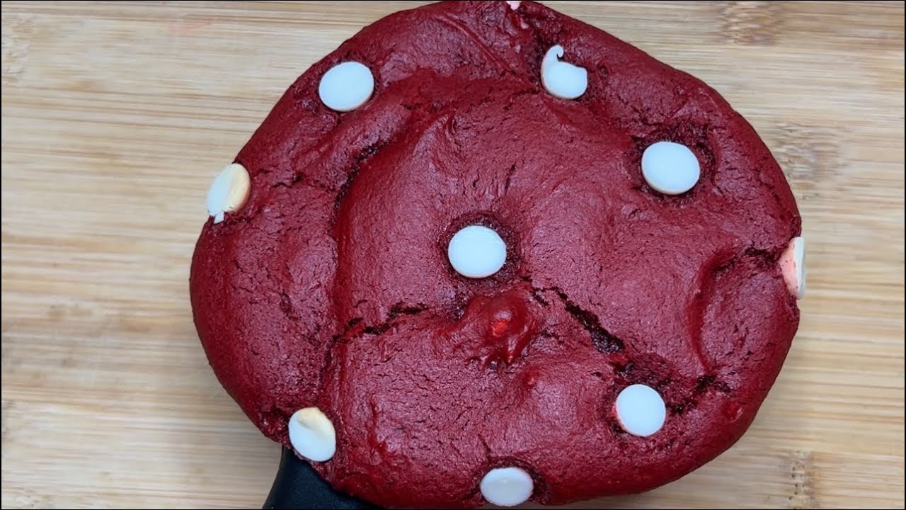 4 Ingredient Red Velvet Cookies for my boo💕