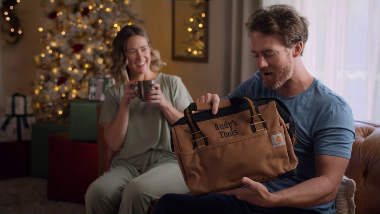 Personalization Mall - Save on the perfect holiday gifts for friends & family!