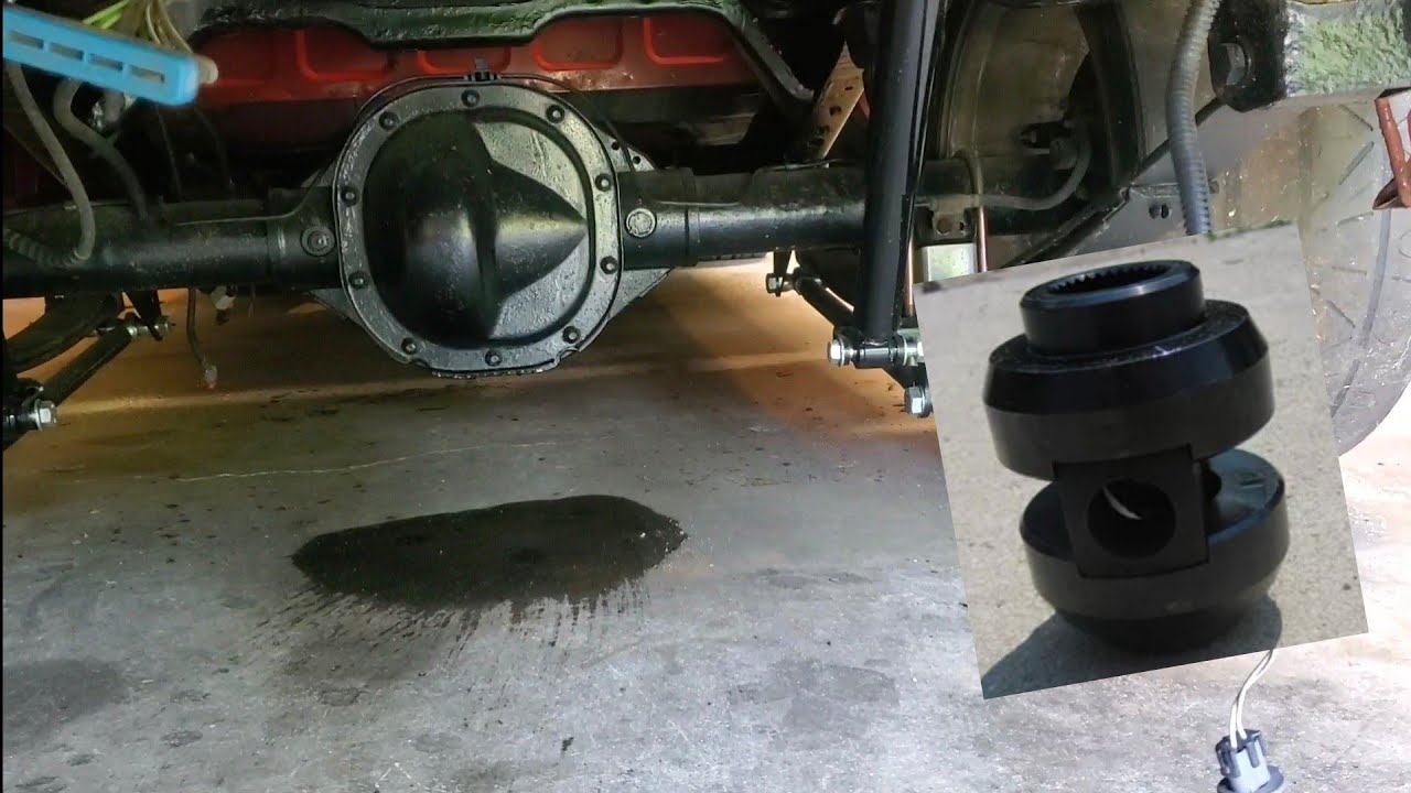 Installing a mini spool in a ford 8.8 axle! Fixing a one tire fryer!