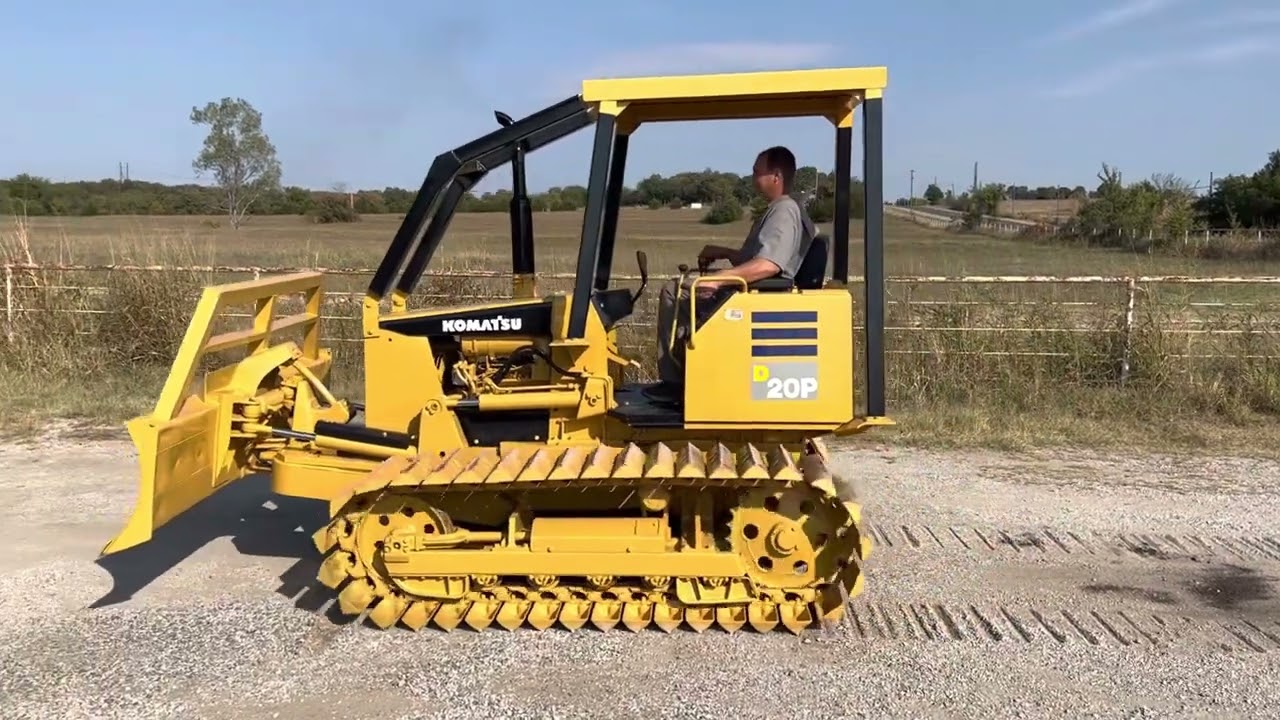 Komatsu D20P-6 Bulldozer