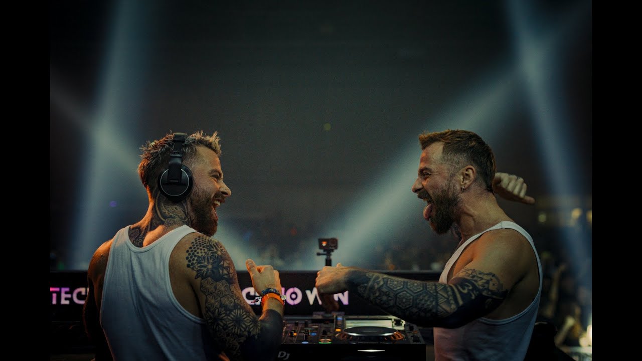 Toxic Twins - Techno Win Live (by Lauptique)