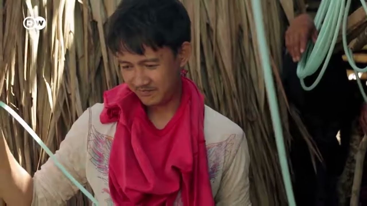 Illegal gold mines in the Philippines   RW Documentary