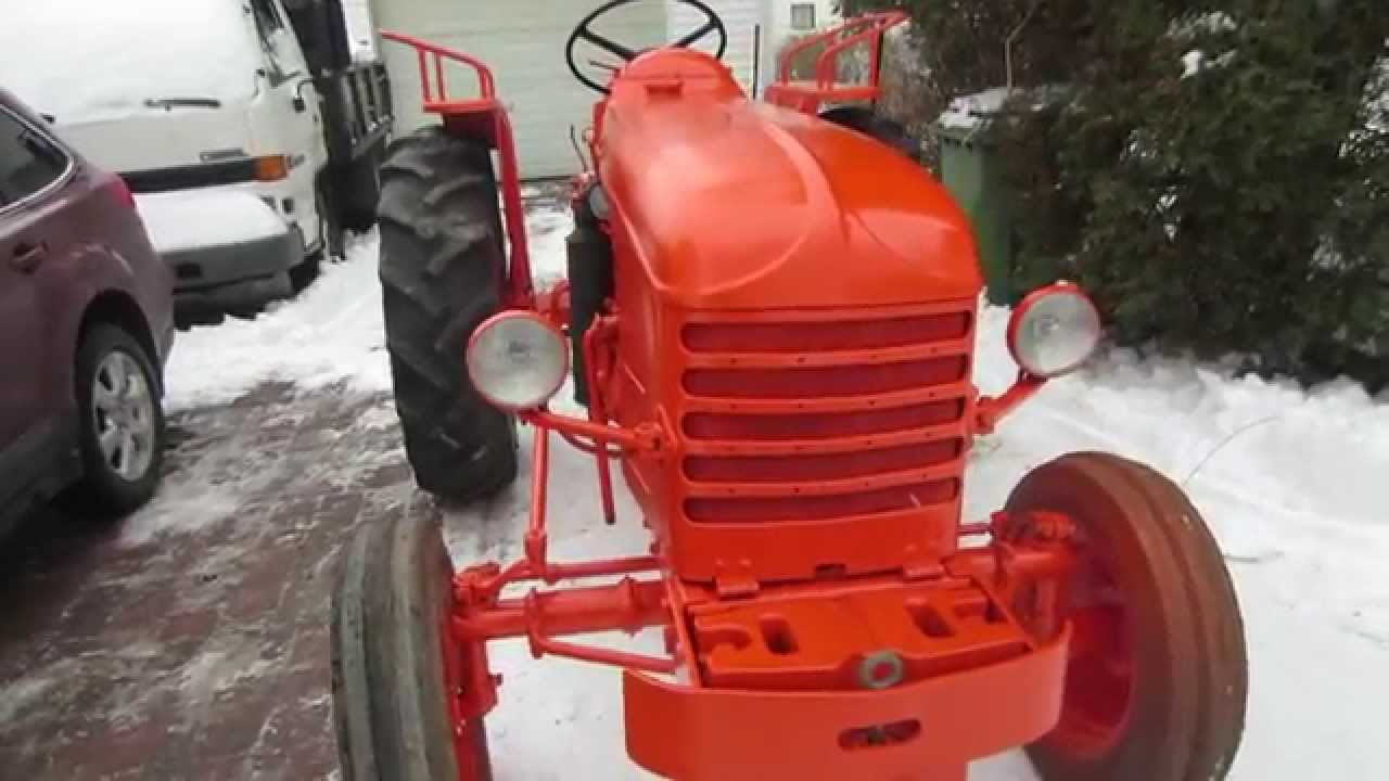 Tracteur Renault D35 de 1959 (Farm Tractor)