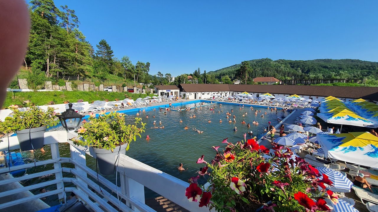 Strandul fără fund Ocnele Mari