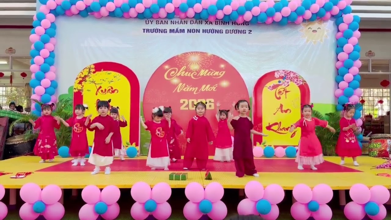 Tiết mục múa Ngày Xuân Long Phụng Sum Vầy - Bé Hehe 09/02/2026 (múa ở trường MN Hướng Dương 2)