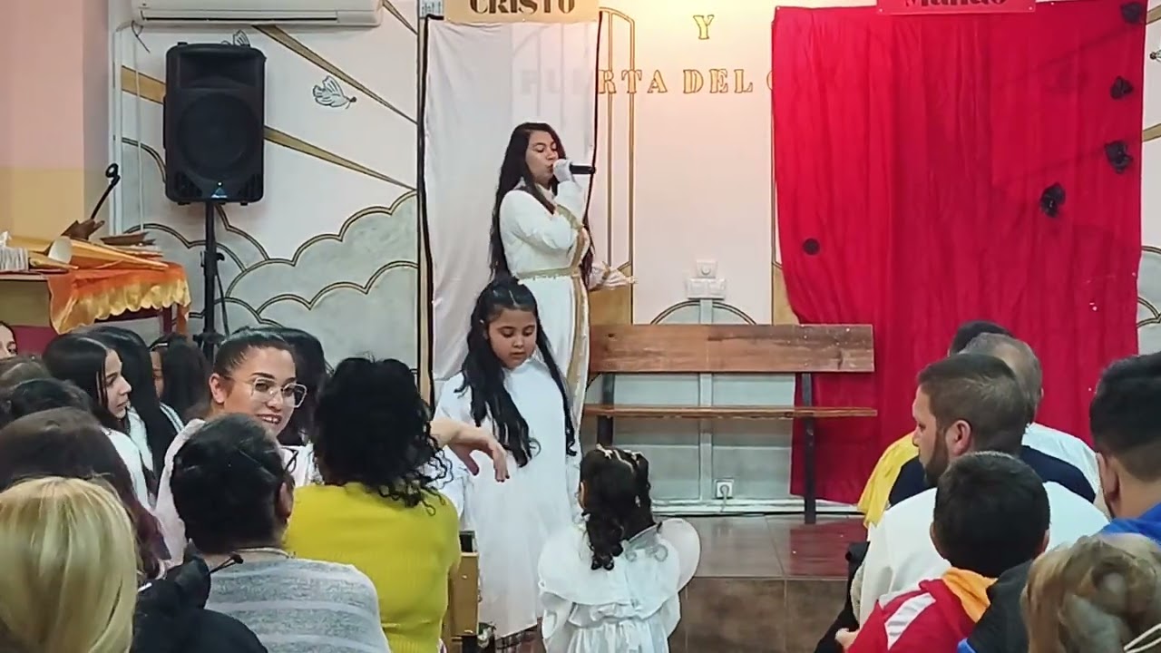 Obra y danza de las hermanas de la iglesia de la salvación 