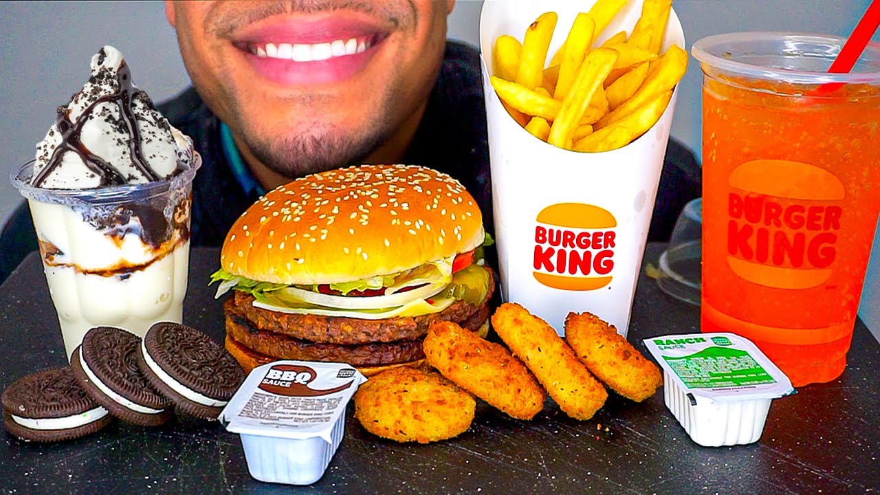 ASMR BURGER KING MUKBANG CHICKEN NUGGETS WHOPPER OREO ICE CREAM SUNDAE *NO TALKING* EATING