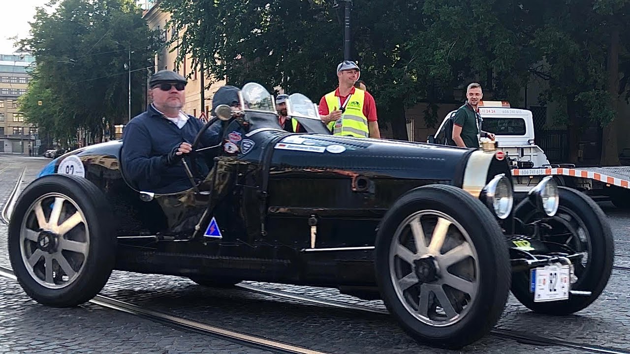 1931 Bugatti Type 51 start up & pure sound