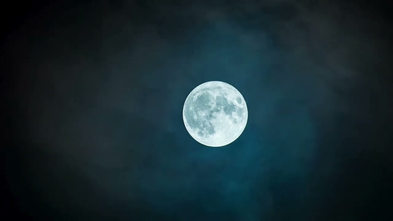 Under a Quiet Moon 🌙 Night Ambience for Deep Sleep
