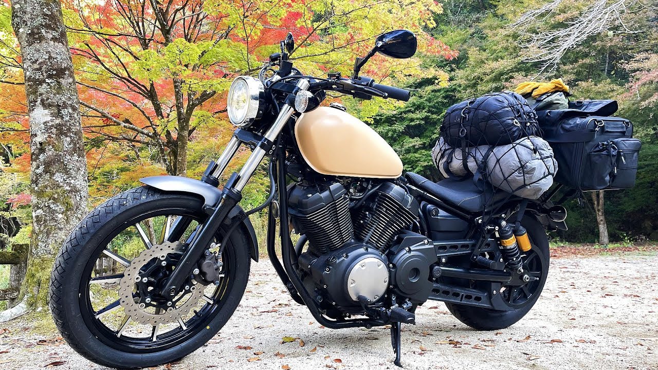 【無計画突然キャンプツーリング】紅葉とバイクと電灯無し