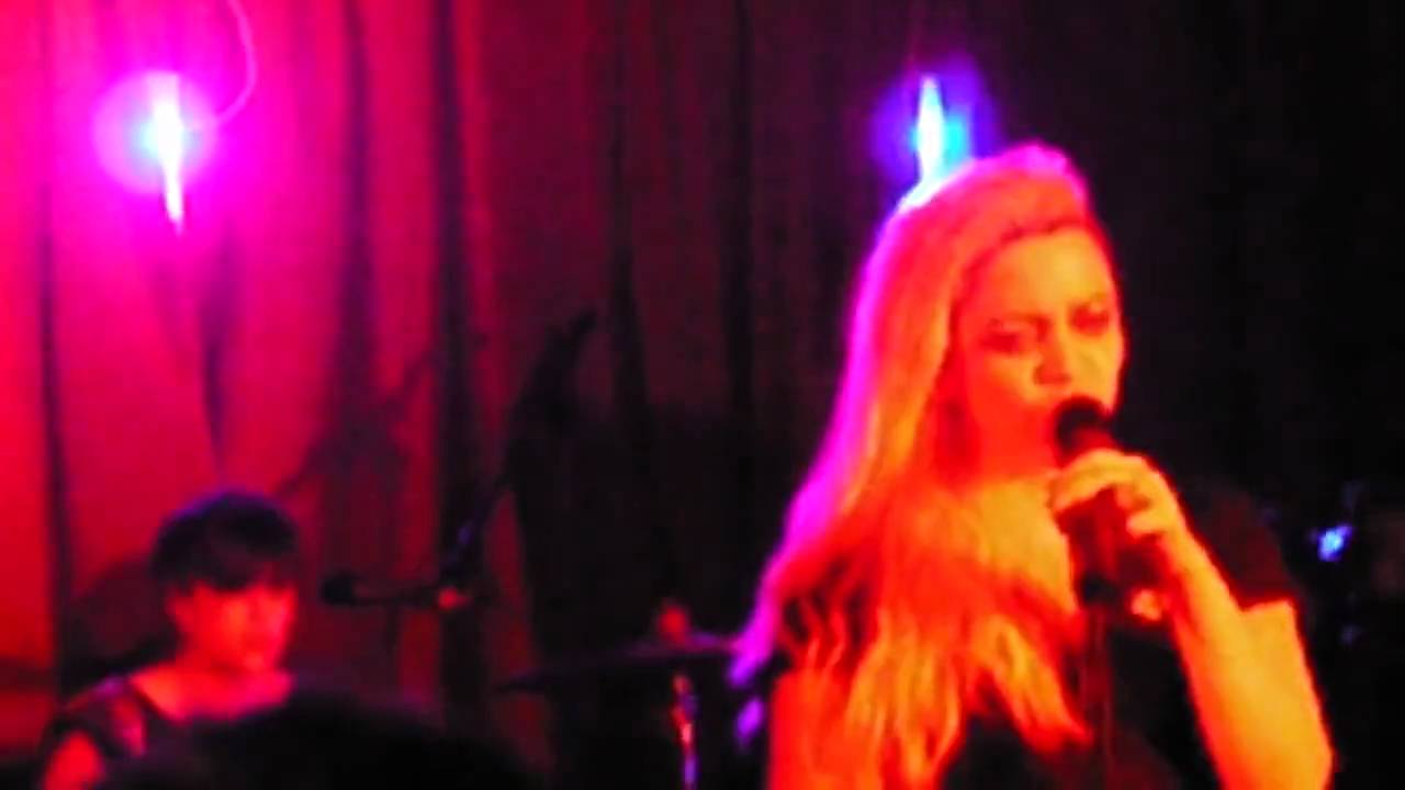 New Young Pony Club - The Optimist - live Korova Liverpool 26th March 2010