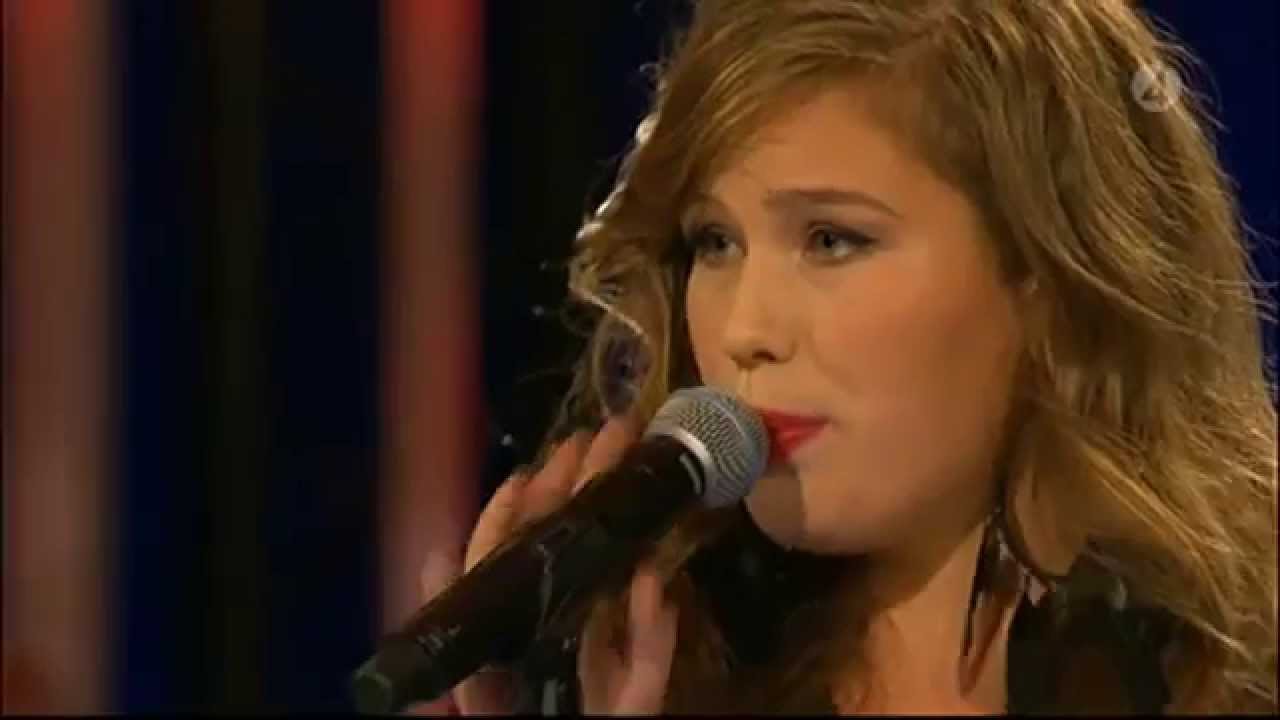 Molly Pettersson Hammar - Where the streets have no name - Idol Sverige (TV4)